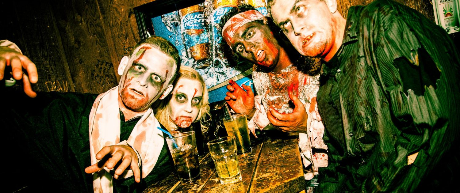 Zombie_Pub_Crawl_Menomonie_Wisconsin_October_2012_Bar_and_Event_Photography_089